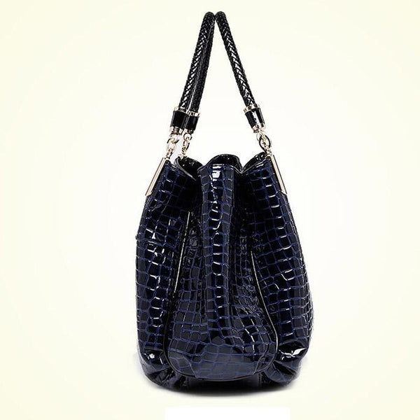 Elegant Tote Bag & Wallets on Set