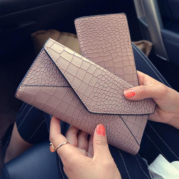 Designer's Genuine Leather Envelope Wallet