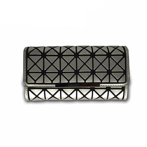 Diamond Lattice Holographic Long Wallet